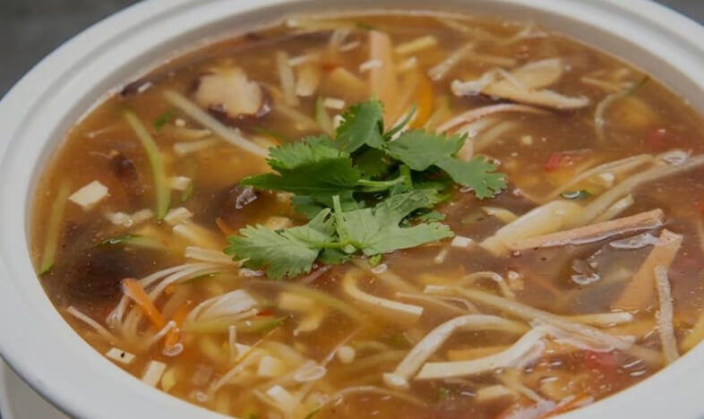 SPICY HOT & SOUR SOUP